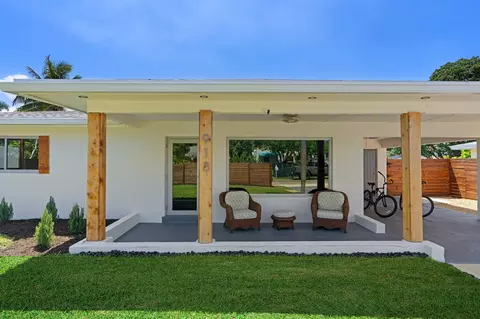 918 SE 3rd Ave, Delray Beach, FL 33483