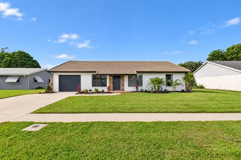 8213 Rose Marie Ave W, Boynton Beach, FL 33472