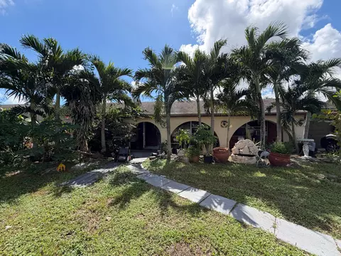 3464 Artesian Dr, Lake Worth, FL 33462