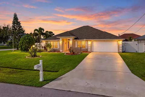 6530 NW Omega Rd, Port Saint Lucie, FL 34983