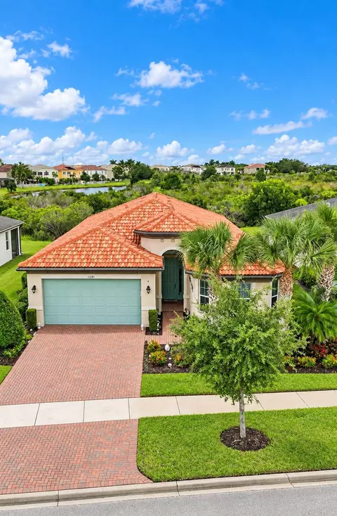 11331 SW Lake Park Dr, Port Saint Lucie, FL 34987