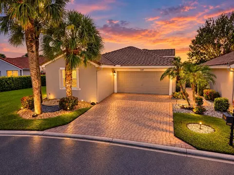 7248 Mistral Ct, Boynton Beach, FL 33437