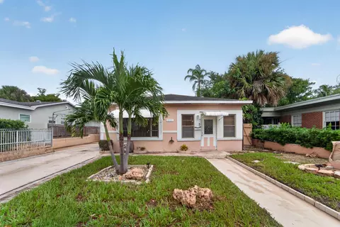 521 26th St, West Palm Beach, FL 33407