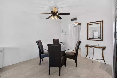 Dining - 4071 Cornwall D, Boca Raton, FL 33434 photo 2 of 8