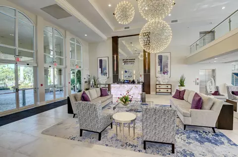 5952 Regal Glen Dr #203, Boynton Beach, FL 33437