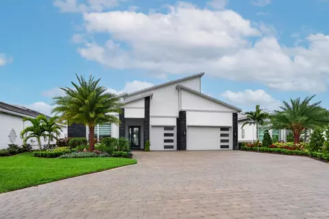 10822 Stellar Cir, Palm Beach Gardens, FL 33412