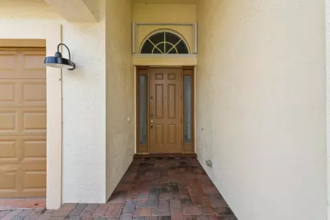 Entry Way - 5183 SE Graham Dr, Stuart, FL 34997 photo 1 of 3
