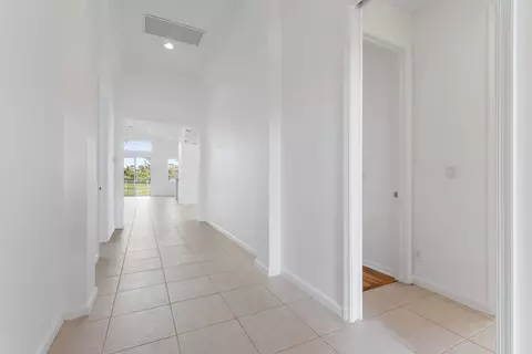 Entry Way - 5183 SE Graham Dr, Stuart, FL 34997 photo 3 of 3