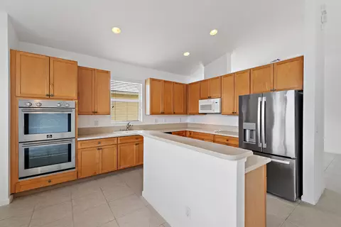 Kitchen - 5183 SE Graham Dr, Stuart, FL 34997 photo 2 of 3