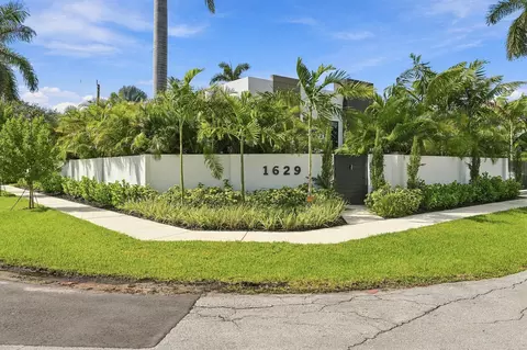 1629 NE 1st Ave, Fort Lauderdale, FL 33305