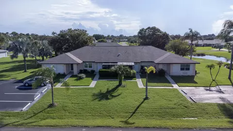 5794 Moss Ct #7E, Fort Pierce, FL 34982
