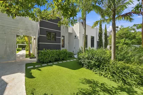 110 NE 16th Pl, Fort Lauderdale, FL 33305