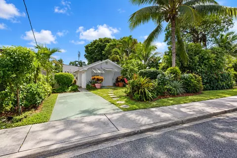 906 S J St, Lake Worth Beach, FL 33460