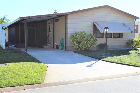 721 Oleander Cir, Micco, FL 32976