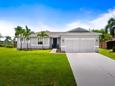 1066 SW Jennifer Ter, Port Saint Lucie, FL 34953