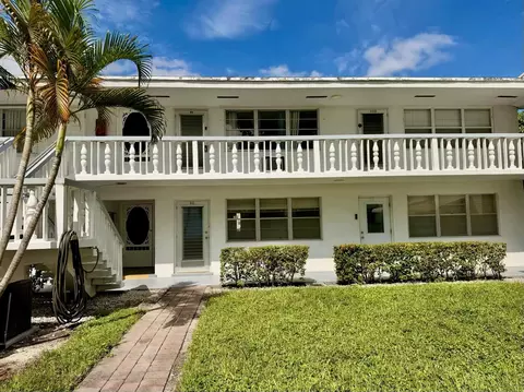 99 Andover #D, West Palm Beach, FL 33417