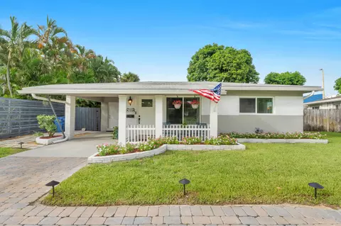 731 NE 49th St, Oakland Park, FL 33334
