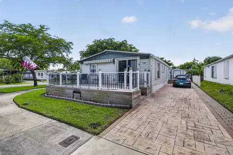 3000 SW 51st St, Fort Lauderdale, FL 33312