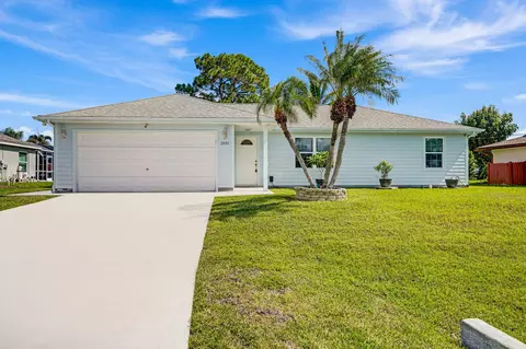 2031 SW Brisbane St, Port Saint Lucie, FL 34984
