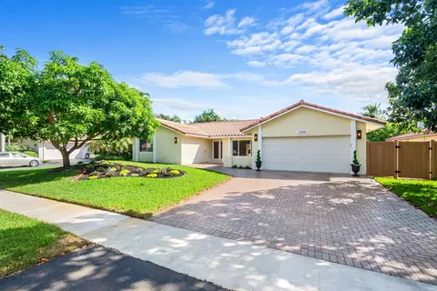 1340 NW 97th Ave, Plantation, FL 33322