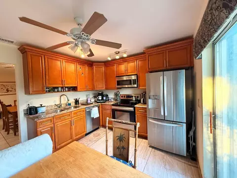 Kitchen - 5183 Copperleaf Cir, Delray Beach, FL 33484 photo 1 of 2