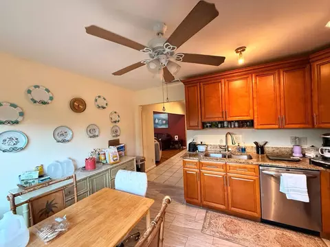 Kitchen - 5183 Copperleaf Cir, Delray Beach, FL 33484 photo 2 of 2
