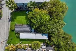 View/Area - 6 Beach Dr, Key West, FL 33040 photo 8 of 9