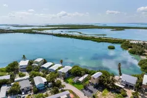 View/Area - 6 Beach Dr, Key West, FL 33040 photo 6 of 9