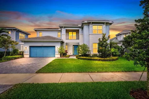 9224 Crestview Cir, Palm Beach Gardens, FL 33412