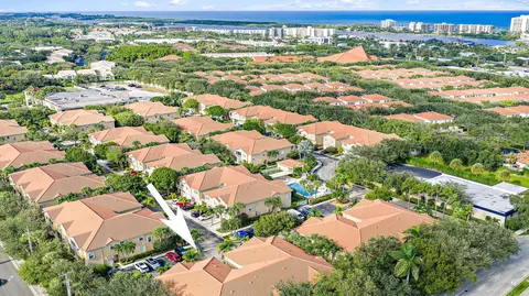 View/Area - 111 Lighthouse Cir #D, Tequesta, FL 33469 photo 1 of 5