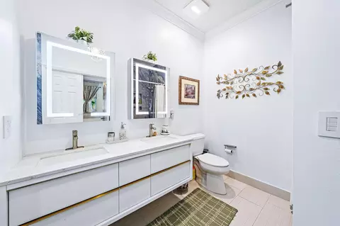 Bath - 111 Lighthouse Cir #D, Tequesta, FL 33469 photo 2 of 4