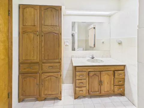 Bath - 1410 SE 8th Dr, Okeechobee, FL 34974 photo 4 of 5