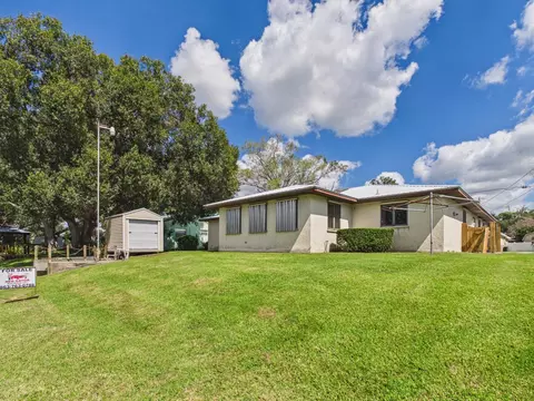 Exterior - 1410 SE 8th Dr, Okeechobee, FL 34974 photo 8 of 9