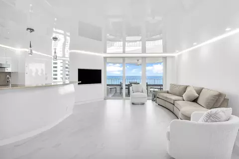550 S Ocean Blvd #1205, Boca Raton, FL 33432