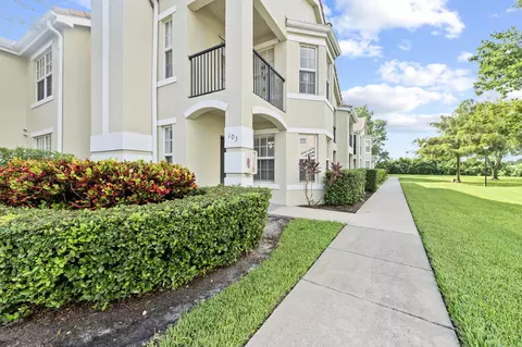 140 SW Peacock Blvd #21-103, Port Saint Lucie, FL 34986