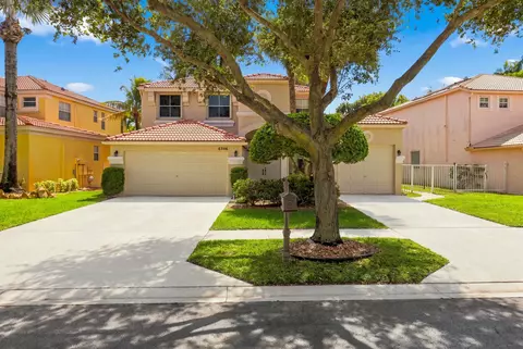 6346 Stonehurst Cir, Lake Worth, FL 33467