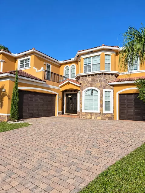 8764 Cobblestone Point Cir, Boynton Beach, FL 33472