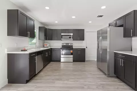 2136 80th Ave, Vero Beach, FL 32966