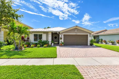 2099 Newport Isles Blvd, Port Saint Lucie, FL 34953