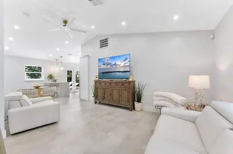 Living - 14529 Sunset Pine Dr, Delray Beach, FL 33445 photo 1 of 1