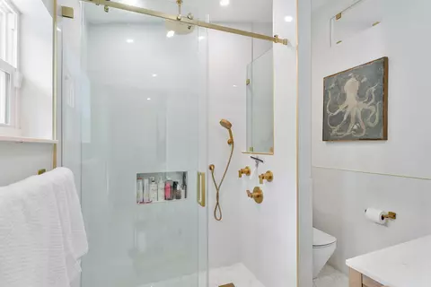 Bath - 14529 Sunset Pine Dr, Delray Beach, FL 33445 photo 1 of 3
