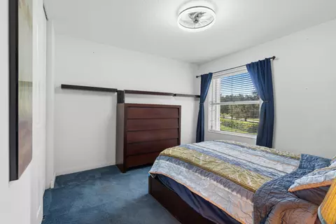 Bedroom - 572 Scrubjay Ln, Jupiter, FL 33458 photo 4 of 6