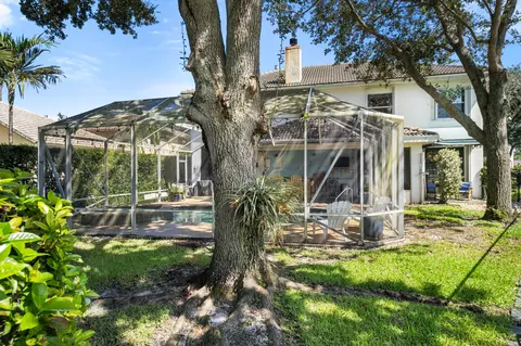 Exterior - 572 Scrubjay Ln, Jupiter, FL 33458 photo 7 of 9