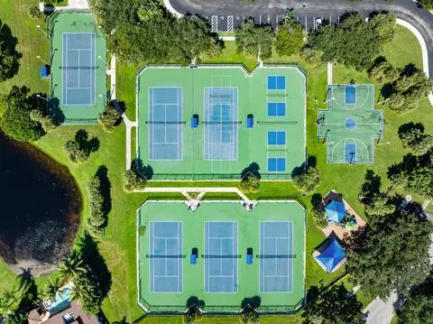 View/Area - 572 Scrubjay Ln, Jupiter, FL 33458 photo 4 of 7