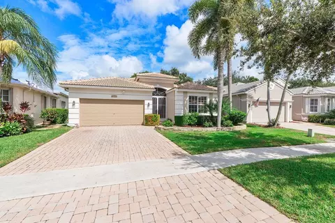 7663 New Holland Way, Boynton Beach, FL 33437