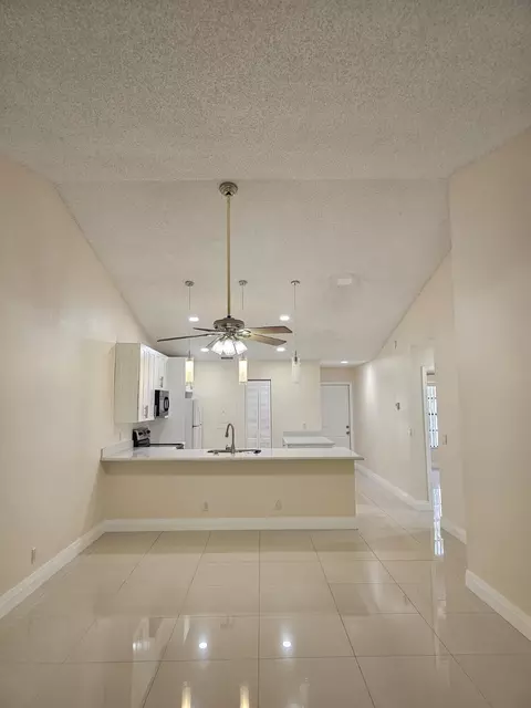 480 Hardwood Pl, Boca Raton, FL 33431