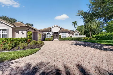 11880 Torreyanna Cir, Palm Beach Gardens, FL 33412