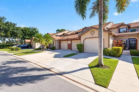 600 Crosswinds Dr #D1, Greenacres, FL 33413