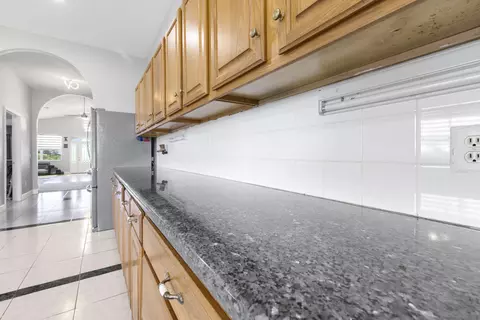 Kitchen - 1455 NW 160th St, Okeechobee, FL 34972 photo 9 of 10