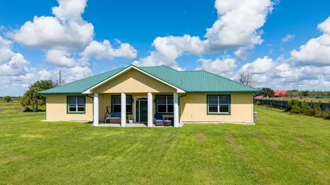Exterior - 1455 NW 160th St, Okeechobee, FL 34972 photo 3 of 18